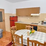 With Parking Space Orebic, Peljesac - 4504 아파트 오레비츠